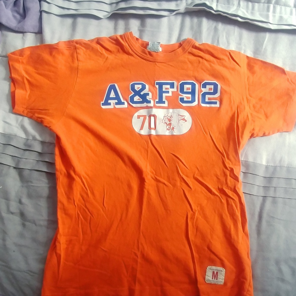 💸5 For $25💸 Abercrombie and Fitch T-s